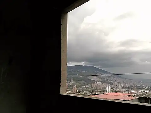 dirty model online show from April 5, 2026, 7:55 pm