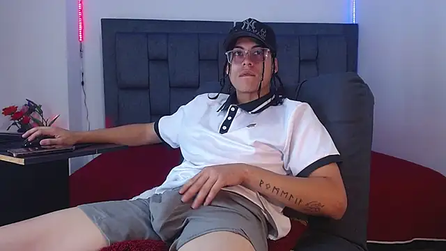 dirty model online show from July 10, 2026, 5:26 pm