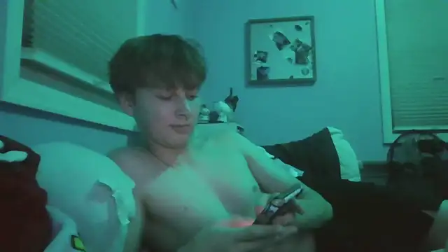 Liam axel35 online show from September 25, 2025, 2:48 am