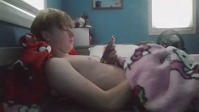 Liam axel35 online show from November 6, 2025, 3:46 pm