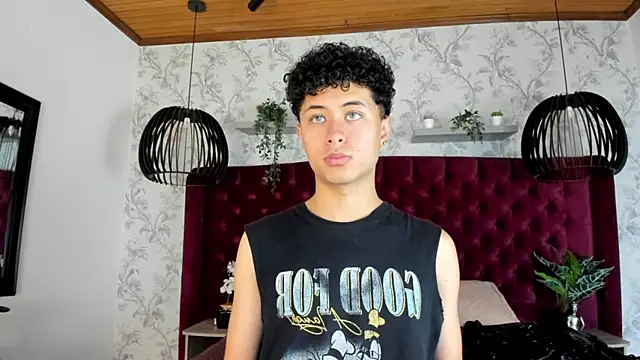 NoahDupont online show from September 18, 2025, 7:49 pm