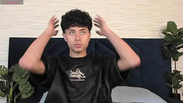 NoahDupont online show from October 5, 2025, 8:07 pm