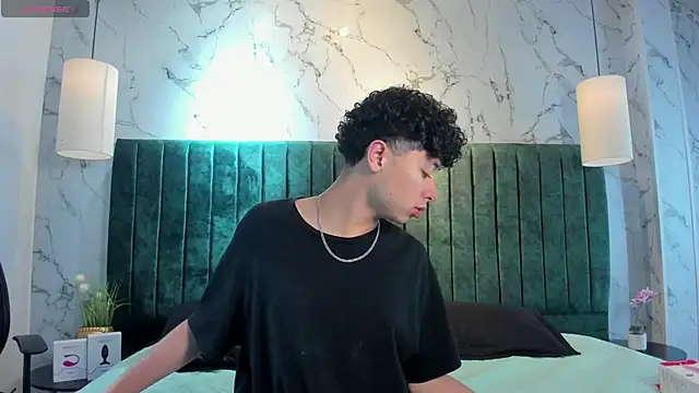 NoahDupont online show from October 12, 2025, 1:21 pm