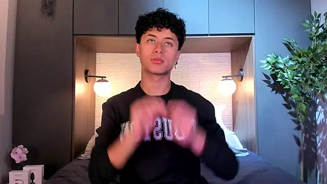 NoahDupont online show from October 22, 2025, 11:32 am