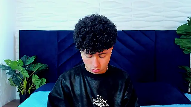 NoahDupont online show from October 24, 2025, 11:39 am