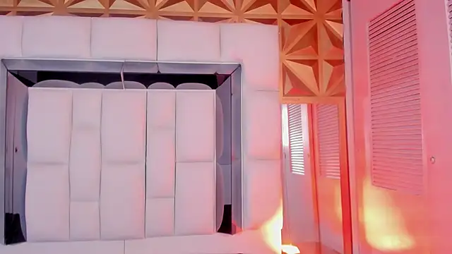 Angel Dustt18 online show from September 10, 2025, 7:25 pm