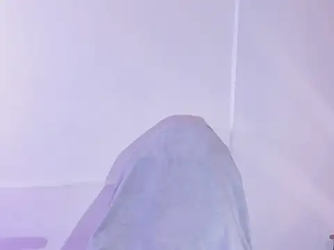 Snapshot of Amy_Kobold3 chatting on October 7, 2025, 8:39 pm Amy Kobold3 online show from October 7, 2025, 8:39 pm