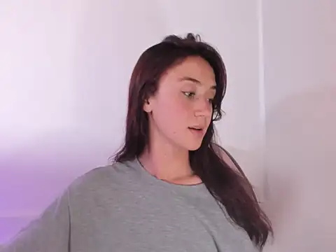 Snapshot of Amy_Kobold3 chatting on October 8, 2025, 9:12 pm Amy Kobold3 online show from October 8, 2025, 9:12 pm