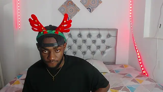 eebony stallion online show from December 3, 2025, 6:17 pm