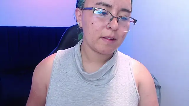 SashaGrey   online show from October 28, 2025, 3:04 pm