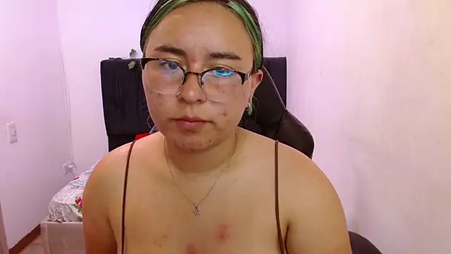 SashaGrey   online show from November 4, 2025, 3:11 pm