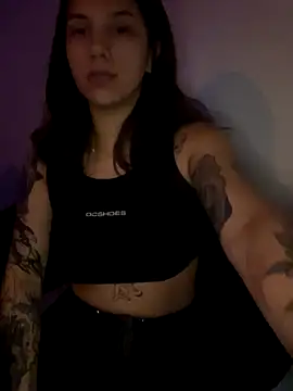 Snapshot of Kissmalditox chatting on November 7, 2025, 7:19 am Kissmalditox online show from November 7, 2025, 7:19 am