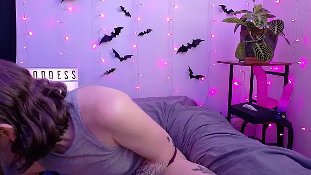 Snapshot of mistressannafoxx chatting on February 17, 2026, 10:16 pm mistressannafoxx online show from February 17, 2026, 10:16 pm