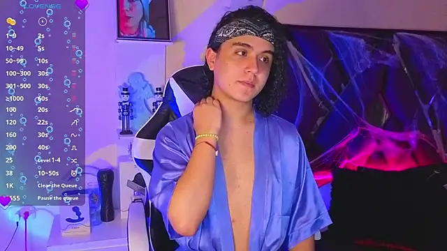 derek greyy  online show from October 26, 2025, 8:37 pm