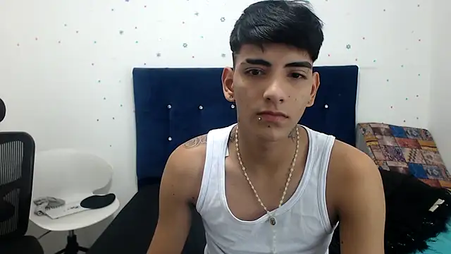 SkyAndSeth online show from October 7, 2025, 7:27 am