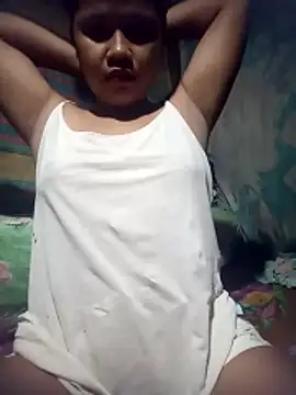 hotmomma8 online show from October 21, 2025, 1:56 pm