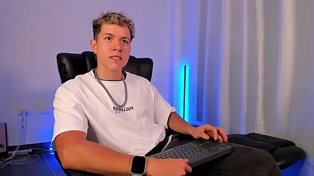 nathan blake online show from November 7, 2025, 8:09 pm