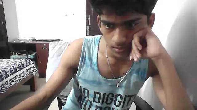 kjohn20 online show from October 5, 2025, 8:01 am