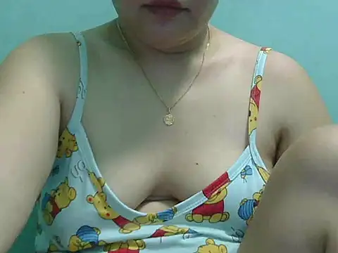 sexychubb101 online show from September 18, 2025, 6:43 pm
