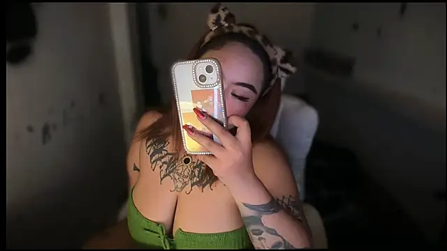  XXXKittyTingles online show from May 14, 2026, 6:42 am