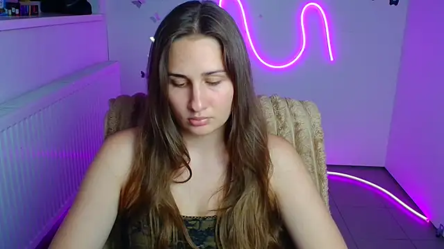 Stefanie Sweet online show from June 24, 2026, 1:54 pm