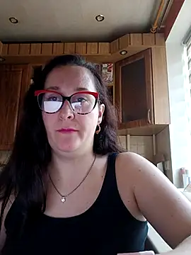 Amandda  online show from October 31, 2025, 10:27 am