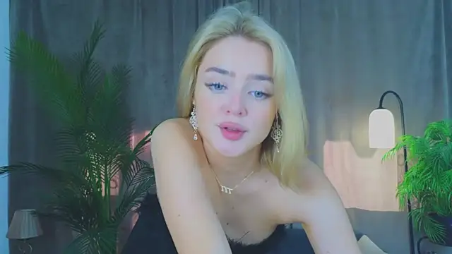 Snapshot of Relax_Time_ chatting on June 23, 2026, 3:43 pm Relax Time online show from June 23, 2026, 3:43 pm