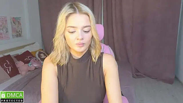 Snapshot of Relax_Time_ chatting on August 4, 2026, 3:47 pm Relax Time online show from August 4, 2026, 3:47 pm