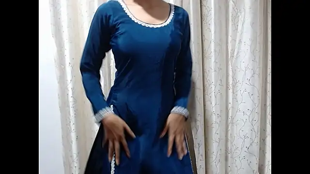 Snapshot of _kamyaa09 chatting on May 7, 2026, 5:29 pm kamyaa09 online show from May 7, 2026, 5:29 pm