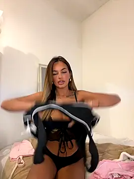 LaceyMayxox online show from September 21, 2025, 5:36 pm