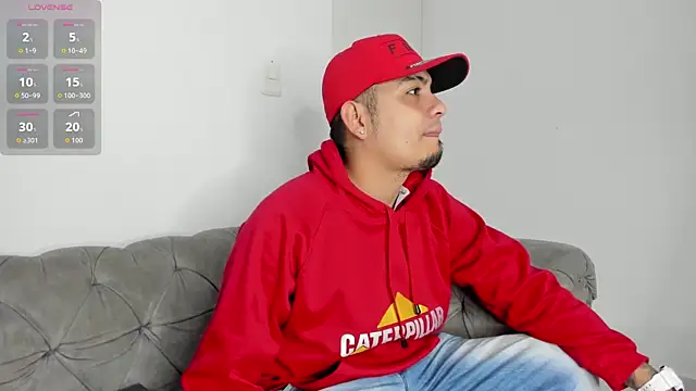 OwenStonne  online show from September 20, 2025, 3:40 am