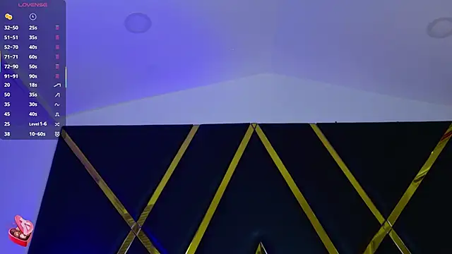 EmmaaCastro online show from December 4, 2025, 12:03 pm