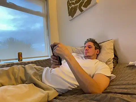 shyandchilling online show from October 20, 2025, 4:40 pm