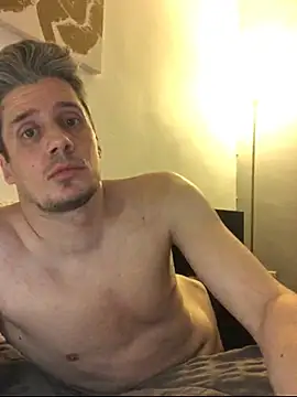 shyandchilling online show from April 21, 2026, 9:06 pm