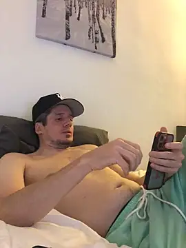 shyandchilling online show from June 7, 2026, 7:39 pm