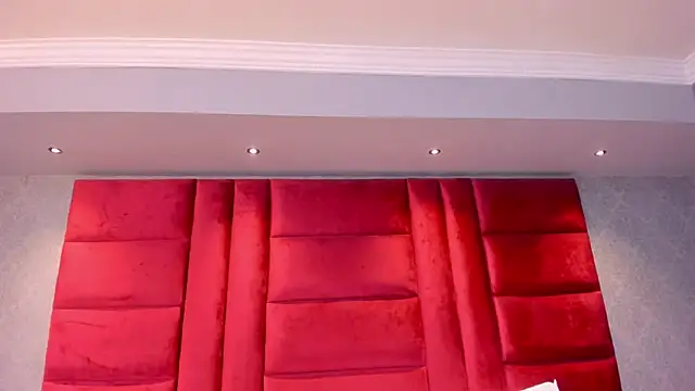 VictoriaFerro online show from February 25, 2026, 2:48 pm