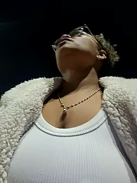 BiiancaEstradaa online show from October 11, 2025, 11:25 pm