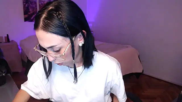 Sofia Amour online show from September 14, 2025, 12:10 am