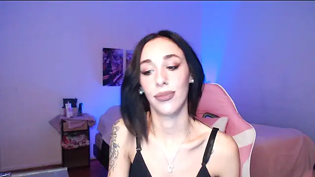 Sofia Amour online show from September 28, 2025, 10:04 pm