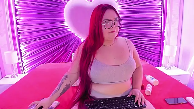 Snapshot of Lushi_Love chatting on July 5, 2026, 3:02 am Lushi Love online show from July 5, 2026, 3:02 am