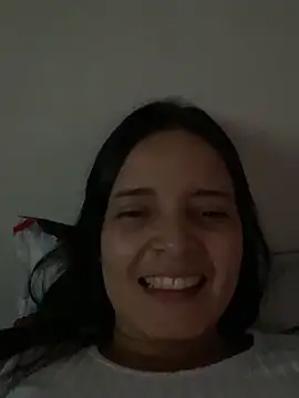 Mia jhoonson online show from February 15, 2026, 10:17 pm