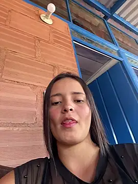 Mia jhoonson online show from April 12, 2026, 7:52 pm