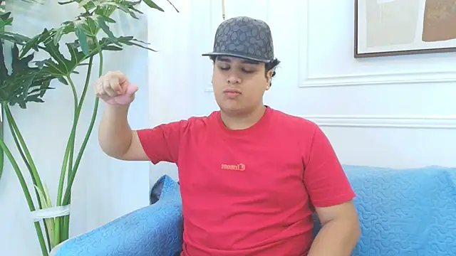 Naim Bennetsex online show from December 19, 2025, 6:26 pm