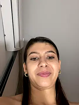 Lenapink19 online show from October 17, 2025, 4:48 am