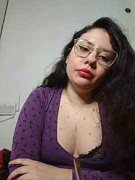 Snapshot of marmary84 chatting on July 5, 2026, 3:52 pm marmary84 online show from July 5, 2026, 3:52 pm