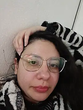 Snapshot of marmary84 chatting on July 12, 2026, 4:25 am marmary84 online show from July 12, 2026, 4:25 am