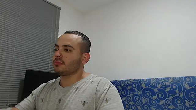 Ana ThiagoxX online show from February 3, 2026, 6:40 am