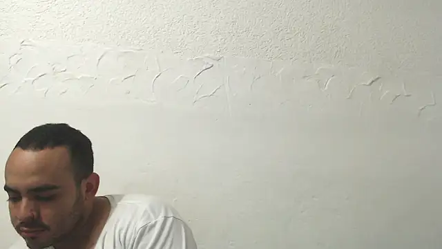 Snapshot of Ana_ThiagoxX chatting on May 15, 2026, 11:45 pm Ana ThiagoxX online show from May 15, 2026, 11:45 pm