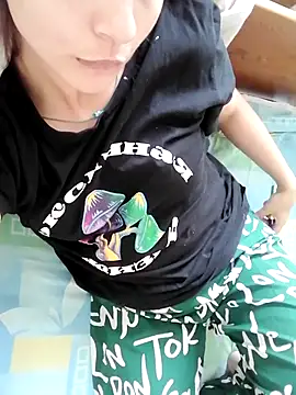 Jenevaonlovex online show from September 18, 2025, 10:50 am