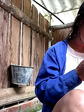 PhanHaa online show from October 19, 2025, 1:06 am